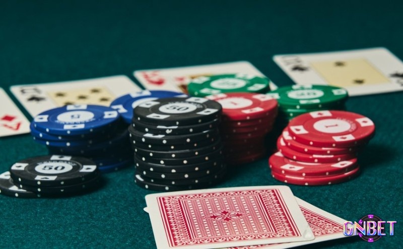 Những vấn đề liên quan đến luật chơi Poker quốc tế