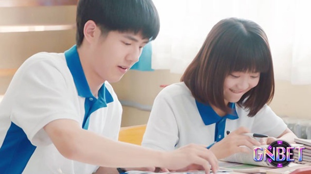 Mơ đi học cùng bạn cũ nhắc nhở nên hướng tới tương lai 
