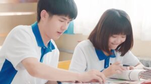 Chiem bao thay ban cu điềm tốt hay xấu? Số đề mấy?