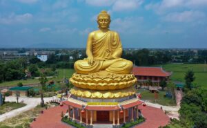 Chiêm bao thấy tượng phật liên quan tới bộ số đề nào?