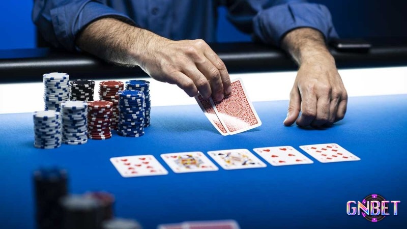 Bộ bài rút gọn và cấu trúc đặt cược độc đáo chính là yếu tố then chốt giúp bạn làm chủ cách chơi Short Deck Poker là gì một cách hiệu quả.