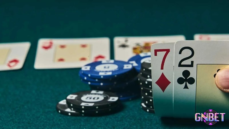 So sánh với Texas Hold'em là cách nhanh nhất để nhận diện điểm đặc trưng của Short Deck Poker là gì và áp dụng chiến thuật hợp lý.