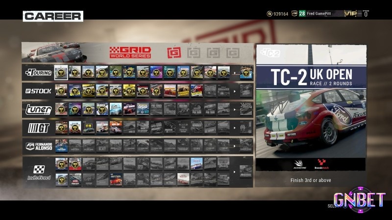 Mục tiêu phụ và nâng cấp khiến mỗi mùa giải có cảm giác như đang vận hành một đội đua