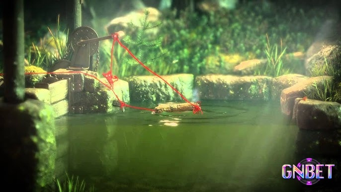 Yarny đu dây qua vũng nước mưa trong rừng